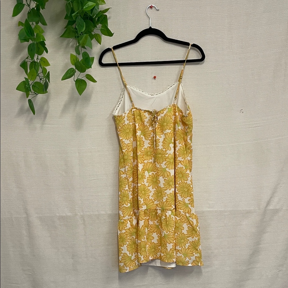 19 Cooper Yellow Floral Mini Dress - Picture 2 of 3